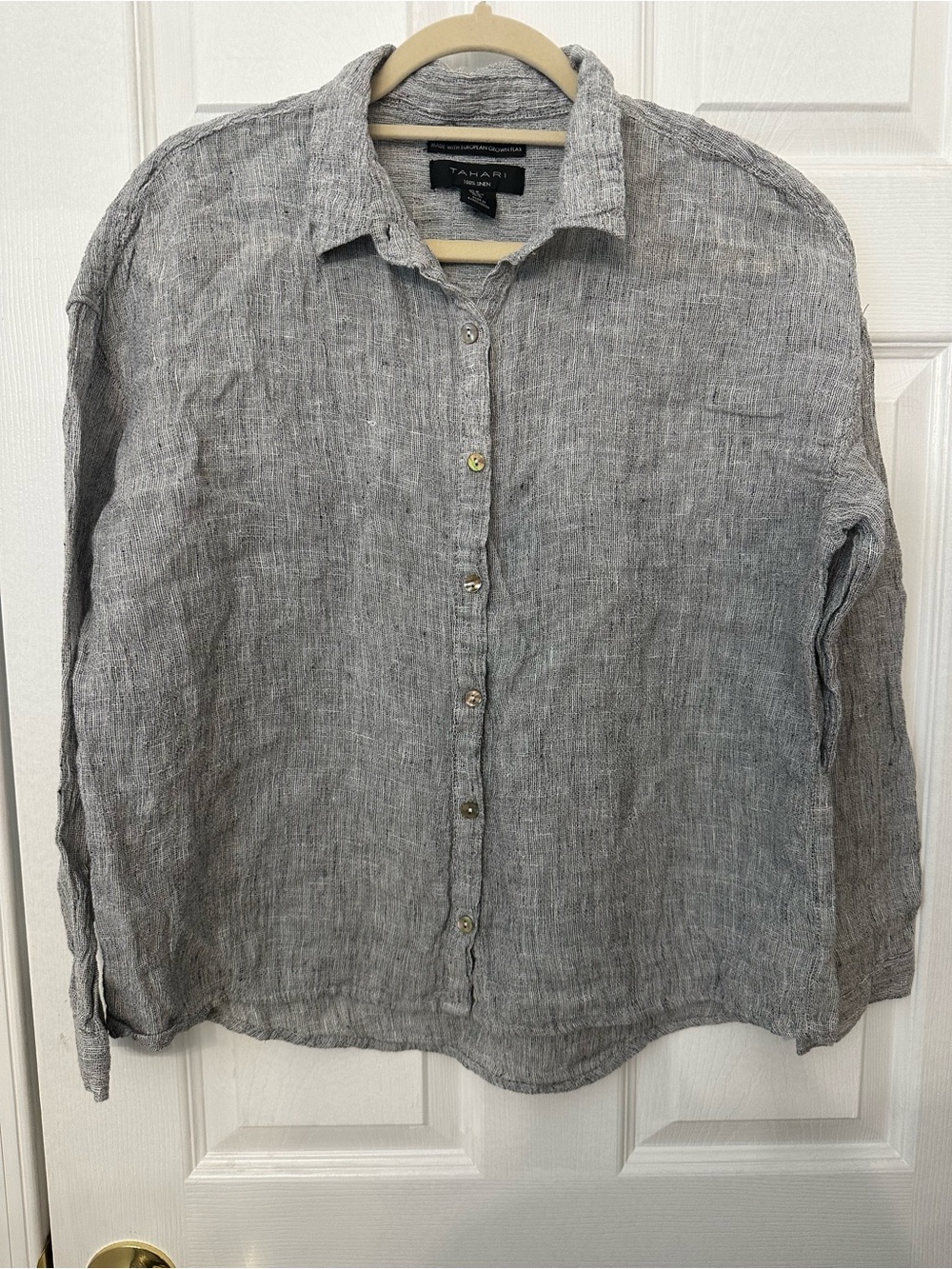 Tahari women's Light Gray Linen Button-Down Shirt